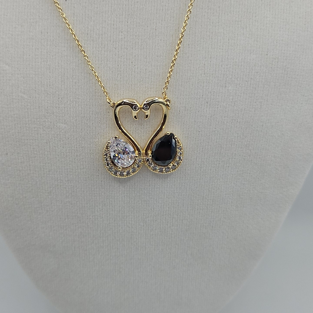 Elegant Gold and Black Heart Pendant Necklace